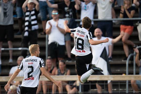 Landskronas Filip Ottosson jublar