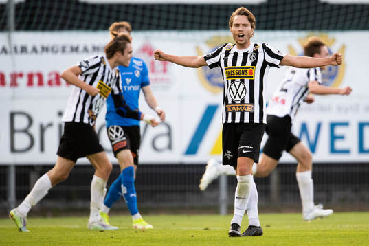 Landskronas Filip Ottosson jublar