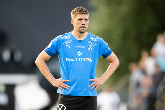 Halmstads Mikael Boman deppar