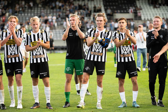 Landskronas spelare jublar