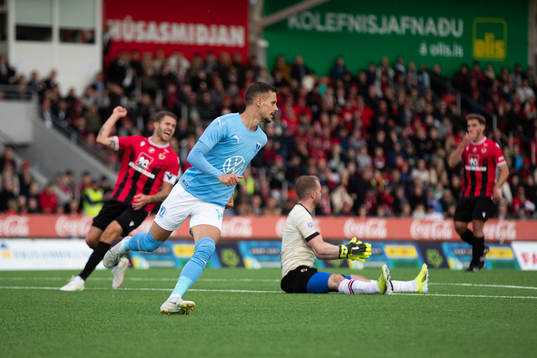 Veljko Birmancevic of Malmö FF celebrates