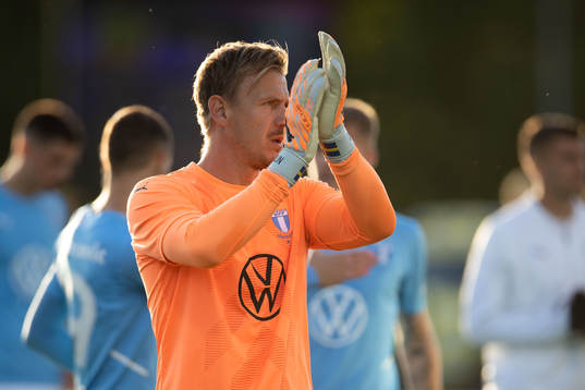 goalkeeper Johan Dahlin of Malmö FF