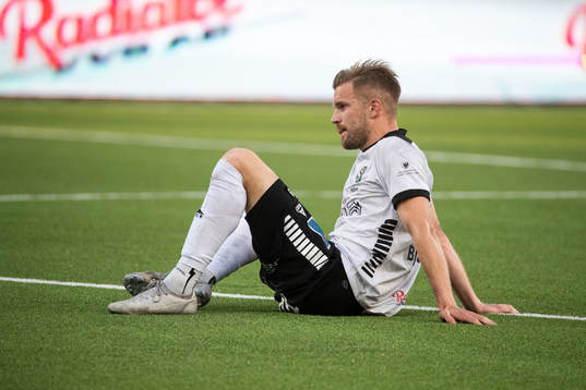 Örebros Erik Björndahl deppar