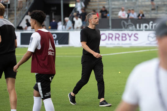 Örebros huvudtränare Axel Kjäll deppar