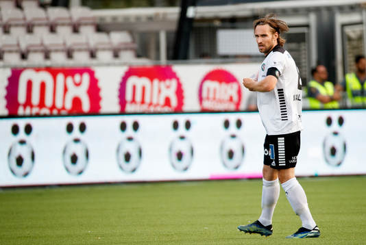 Örebros Kevin Walker deppar