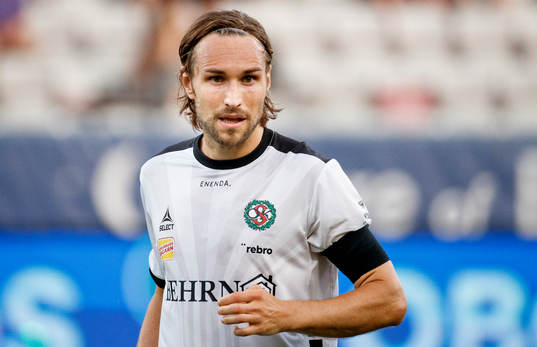 Örebros Kevin Walker deppar