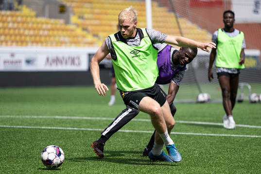 Sveinn Gudjohnsen och Maudo Lamine Jarjué