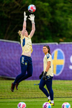 Goalkeeper Hedvig Lindahl and goalkeeper Jennifer Falk of