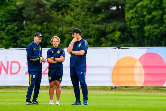 Peter Gerhardsson, head coach, Annica Näsmark, physio and