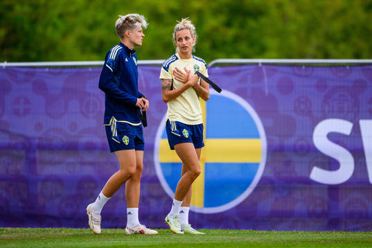 Lina Hurtig and Nathalie Björn of the Swedish women's