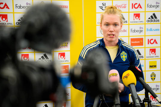 Goalkeeper Hedvig Lindahl of the Swedish women's national