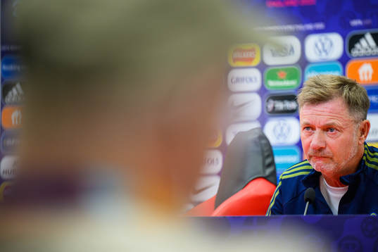 Head coach Peter Gerhardsson of the Swedish women's
