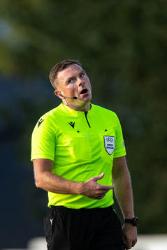 Referee John Beaton