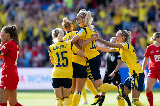 Rebecka Blomqvist , Amanda Ilestedt and Nathalie Björn of