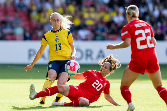 Amanda Ilestedt of Sweden and Fabienne Humm of Switzerland