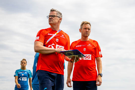 Halvor Lea, press officer, and Martin Sjögren, head coach