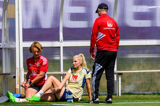 Annica Näsmark, physio, Sofia Jakobsson and Sofia