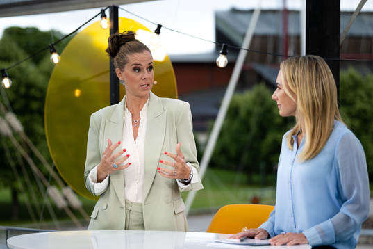 Lotta Schelin och Frida Nordstrand i Tv4/Cmores EM-studio