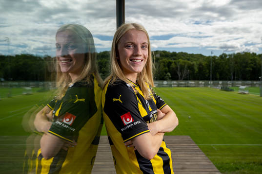 Bläddra bland fler bilder av Fotboll, Damalsvenskan, Nyförvärv Häcken