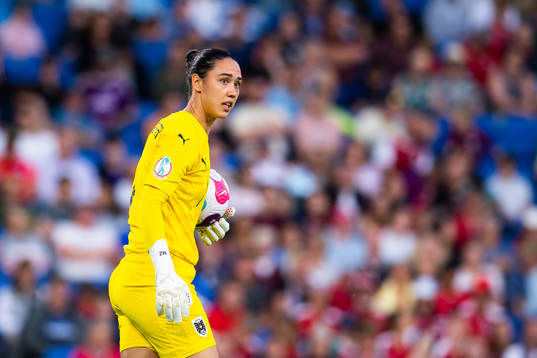 Goalkeeper Manuela Zinsberger of Austria