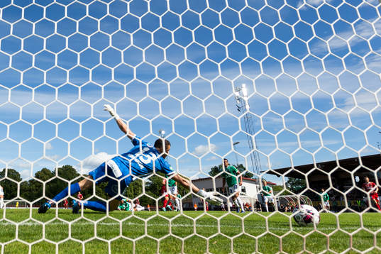 Brages målvakt Andre Bernardini släpper in 1-1