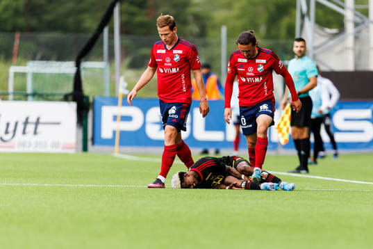 Östersunds Chovanie Amatkarijo har ont
