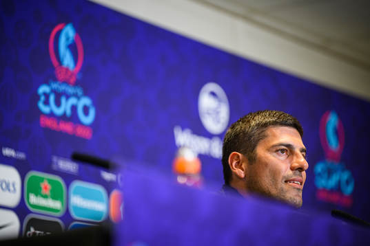 Francisco Neto, head coach of the Portuguese women's