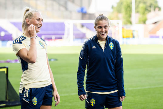 Stina Blackstenius and Filippa Angeldahl of the Swedish