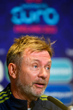 Peter Gerhardsson, head coach of the Swedish women's