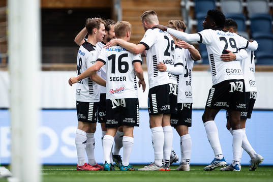 Örebros Noel Milleskog jublar