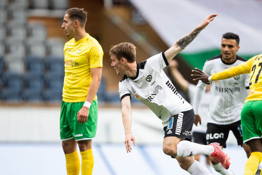 Örebros Noel Milleskog jublar