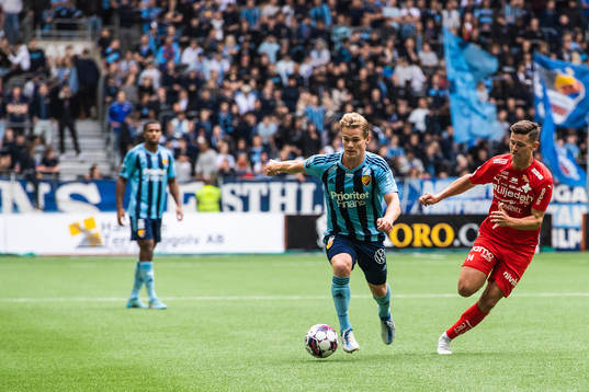 Djurgårdens Hampus Finndell och Värnamos Marcus Antonsson