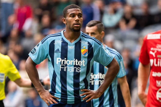 Djurgårdens Isak Hien