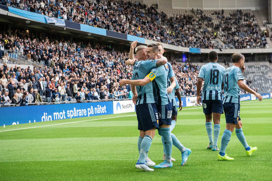 Bläddra bland fler bilder av Fotboll, Allsvenskan, Djurgården - Värnamo