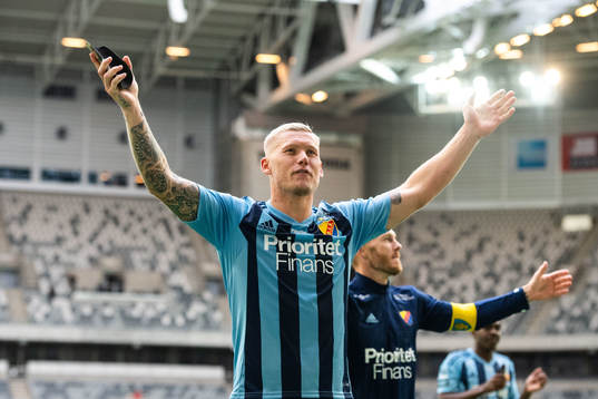 Djurgårdens Victor Edvardsen jublar