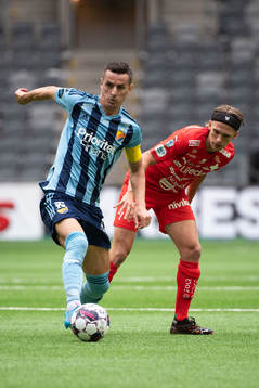 Djurgårdens Haris Radetinac och Värnamos Charlie Vindehall