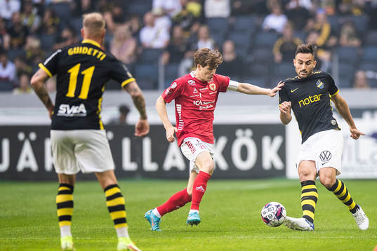 AIKs Sotirios Papagiannopoulos och Kalmars Oliver Berg