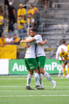 Hammarbys Mads Fenger Nielsen och Edvin Kurtulus jublar