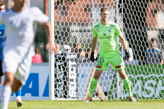 Halmstads målvakt Malkolm Nilsson Säfqvist