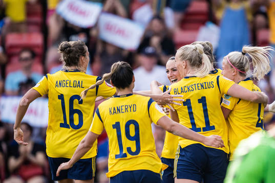 Kosovare Asllani of Sweden celebrates