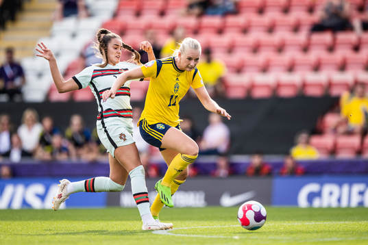 Stina Blackstenius of Sweden