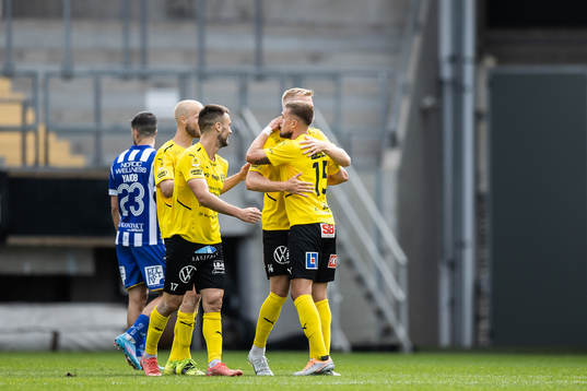 Mjällbys Ivan Kričak jublar