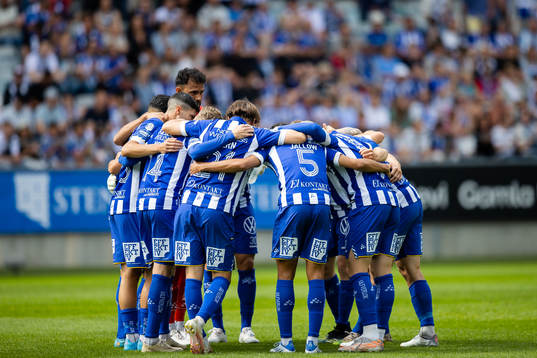 IFK Göteborg samlade innan fotbollsmatchen i Allsvenskan