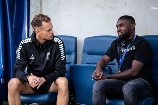 Sirius tränare Daniel Bäckström och Patrick Nwadike