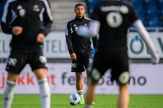 Bryan Benjamin Fiabema of Rosenborg warms up