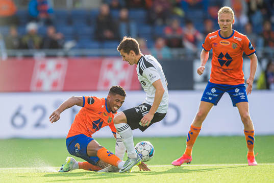 Erikson Spinola Lima of Aalesund and Victor Christoffer
