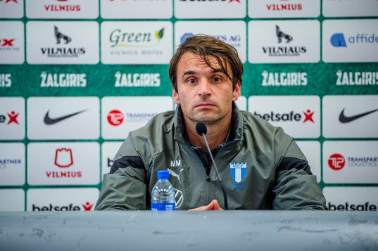 Coach Milos Milojevic