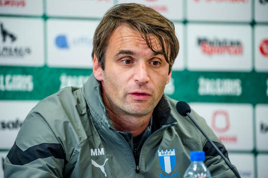 Coach Milos Milojevic
