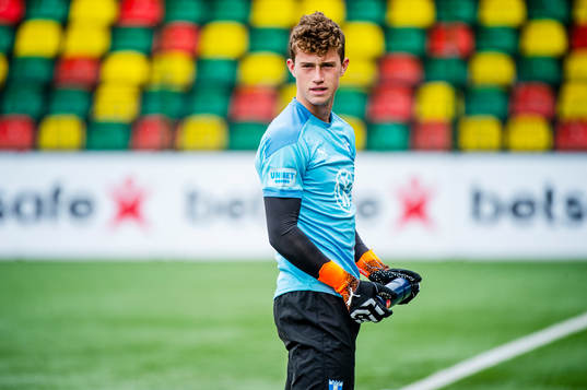 Goalkeeper Viktor Andersson