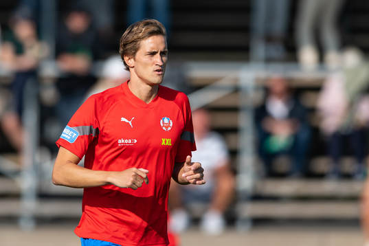 Helsingborgs Thomas Rogne före fotbollsmatchen i